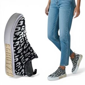 Schutz Platform Sneakers Women Slip On Knit Logo Chunky Sole Black Size 6.5